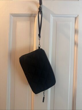 Vera Bradley Black Quilted Wristlet Clutch
